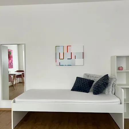 Apartment Art Telc